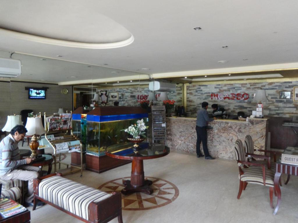 The Picasso Residency - Naraina New Delhi Hotel Eksteriør billede