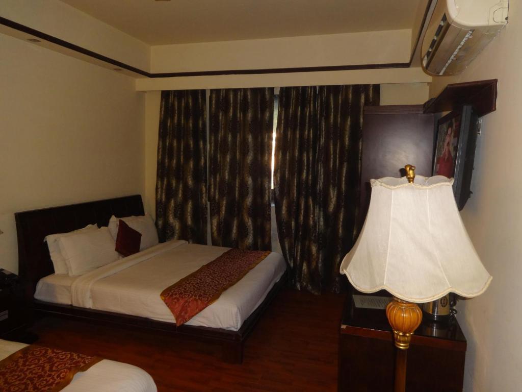 The Picasso Residency - Naraina New Delhi Hotel Eksteriør billede